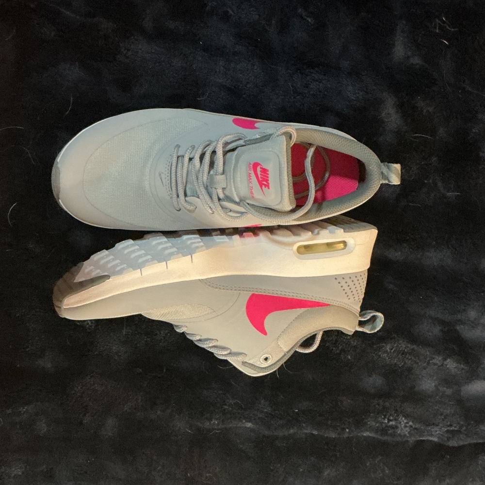 Nike Light Gray and Hot Pink Athletic Shoes